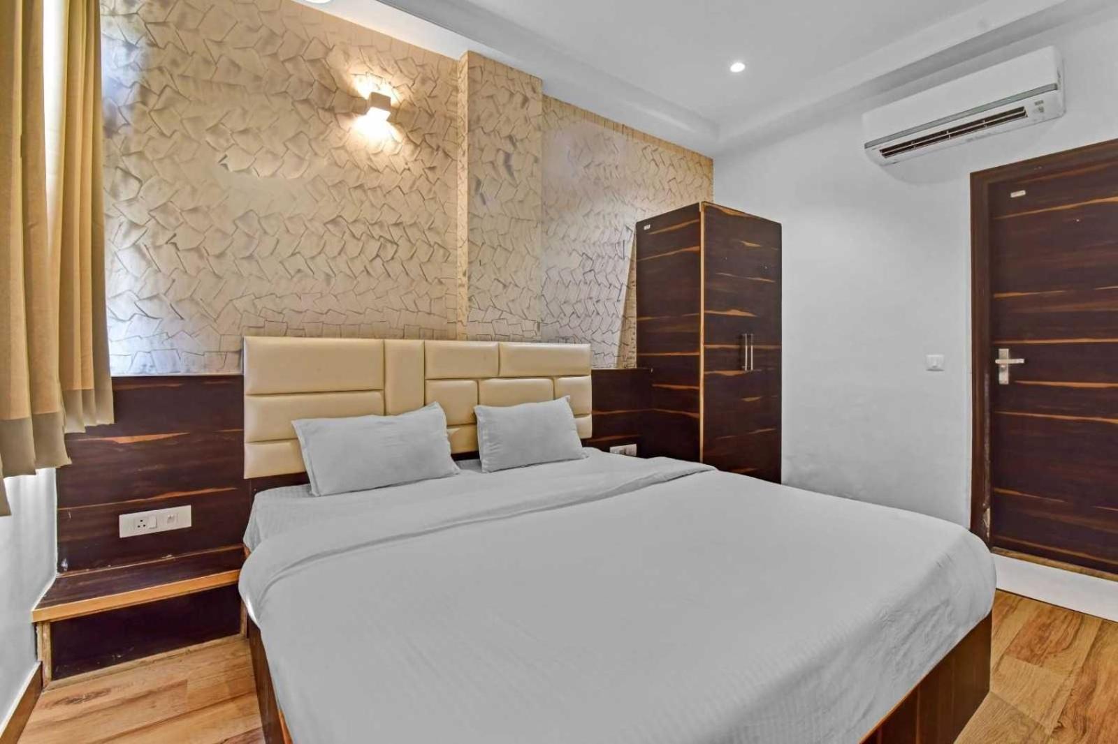 Collection O Hotel Karma Inn Dźajpur Zewnętrze zdjęcie